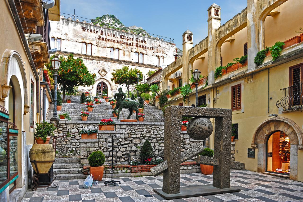 Casa Martina Leilighet Giardini Naxos Eksteriør bilde