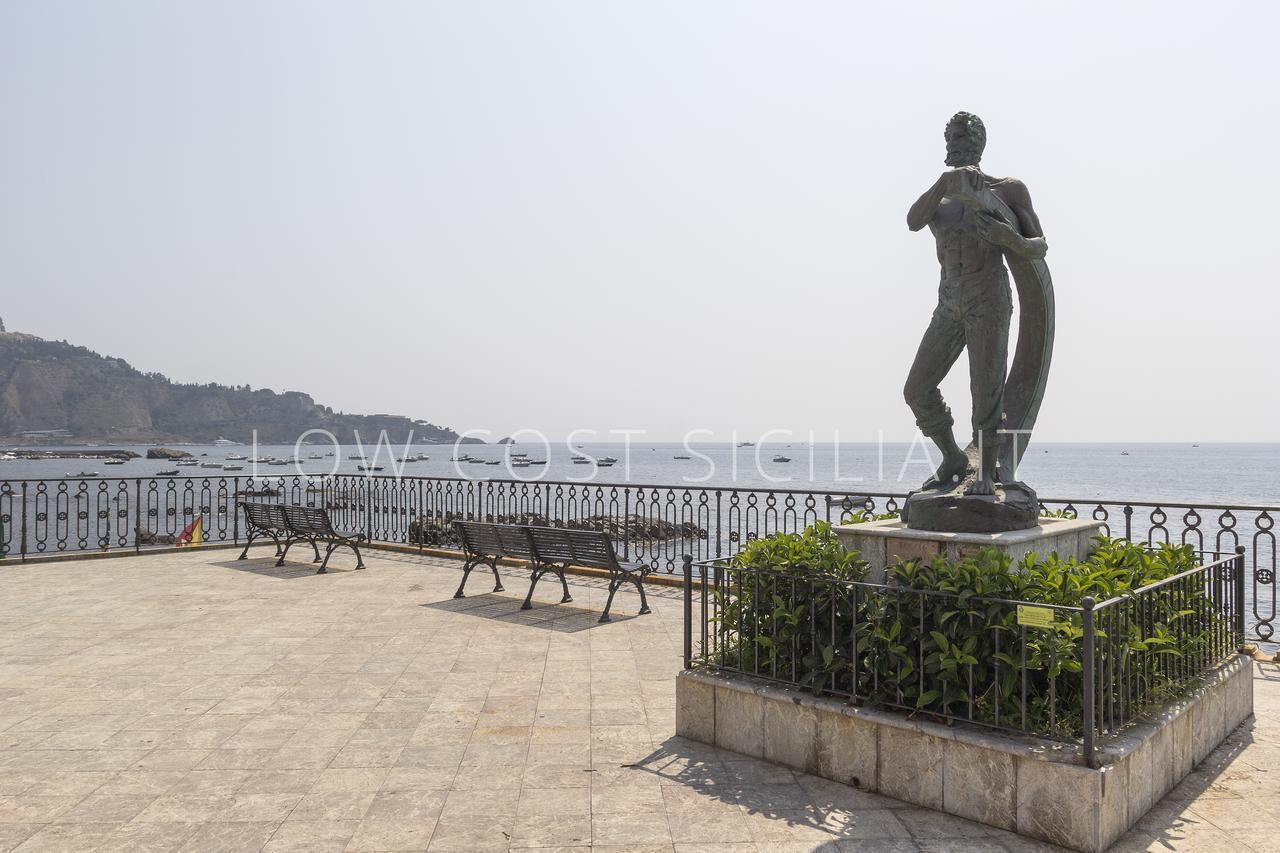 Casa Martina Leilighet Giardini Naxos Eksteriør bilde